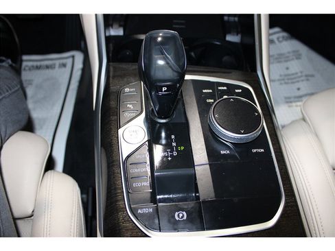 Used 2019 BMW 330i Sedan w/ Convenience Package image 32