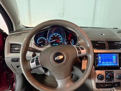 Used 2010 Chevrolet Malibu LT w/ HFV6 Engine Package FWD image 11