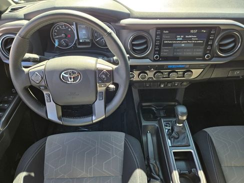 Used 2023 Toyota Tacoma TRD Off-Road image 13
