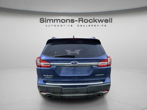 Used 2022 Subaru Ascent Premium image 10