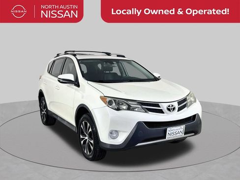 Used 2015 Toyota RAV4 Limited w/ Technology Package FWD image 1
