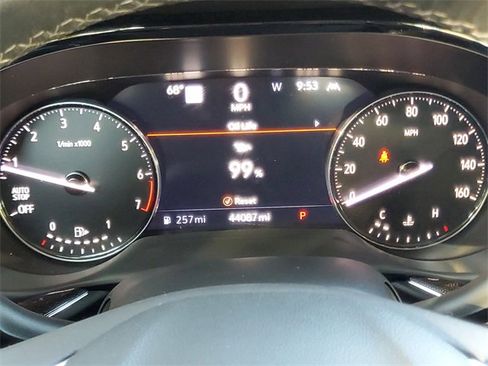 Certified 2021 Buick Envision Essence w/ Technology Package I image 25