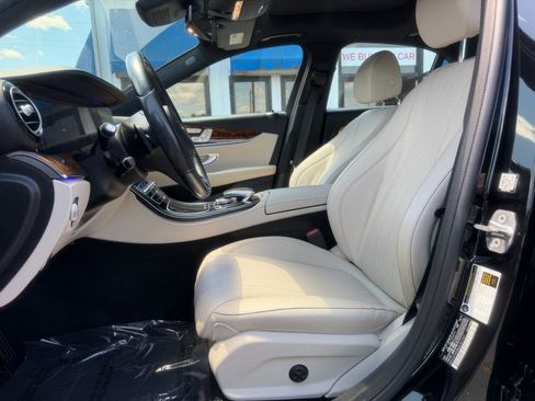 Used 2018 Mercedes-Benz E 300 4MATIC image 11