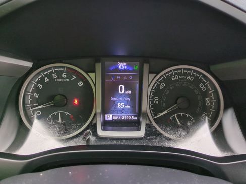 Used 2023 Toyota Tacoma SR5 AWD/4WD image 25