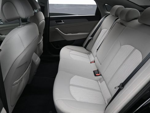 Used 2016 Hyundai Sonata SE image 26