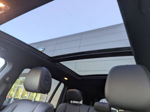 Certified 2025 Mercedes-Benz GLS 450 4MATIC w/ AMG Line Exterior image 27