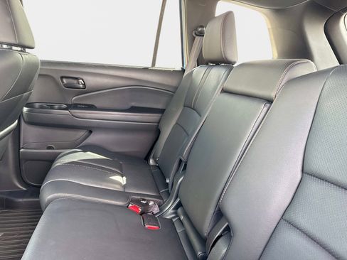 Used 2024 Honda Passport TrailSport image 13