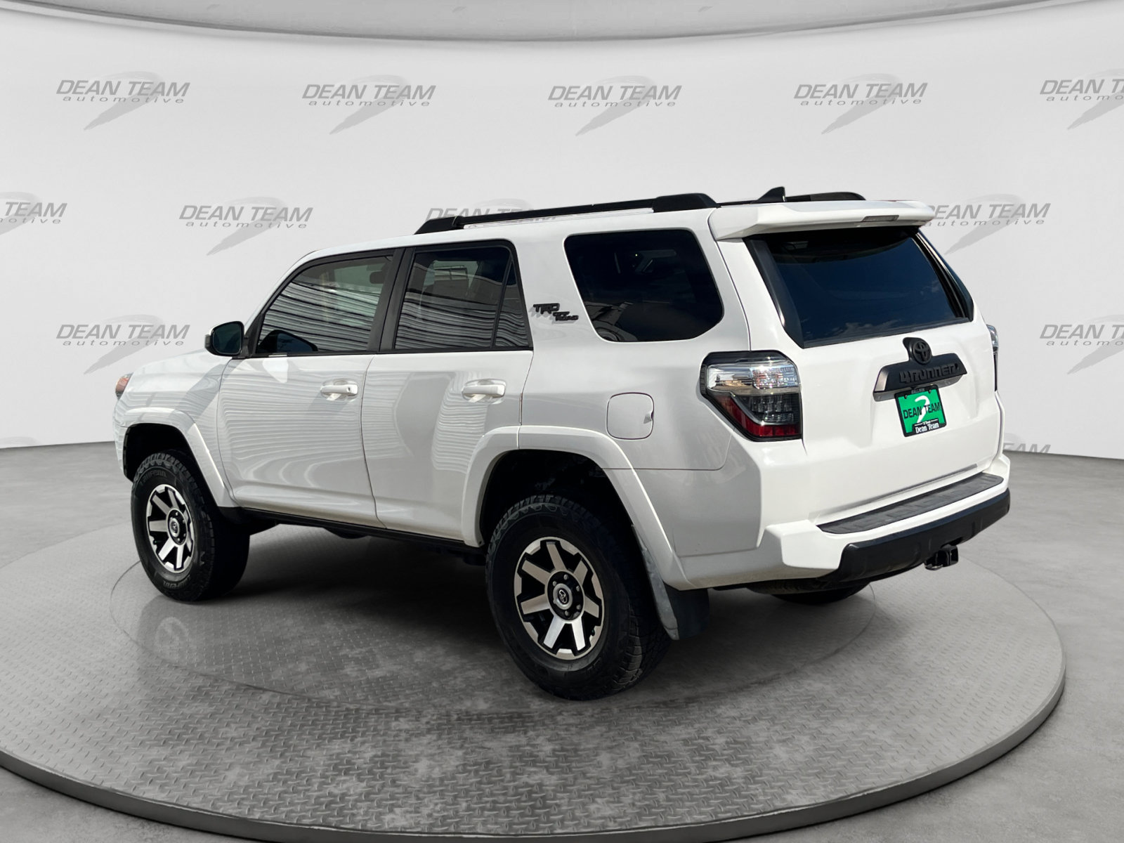 Used 2019 Toyota 4Runner TRD Off-Road AWD/4WD image 5