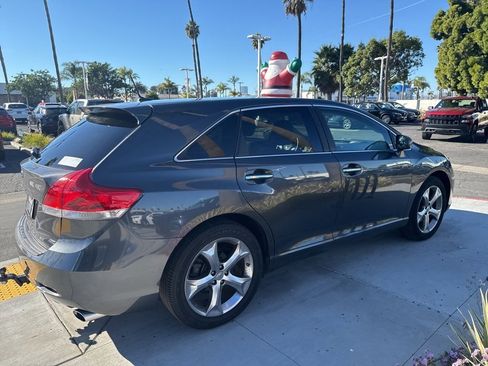 Used 2010 Toyota Venza AWD image 26