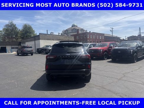 Used 2023 Ford Escape ST-Line w/ Equipment Group 301A FWD image 8