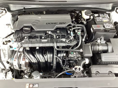 Used 2025 Kia K4 FWD image 28