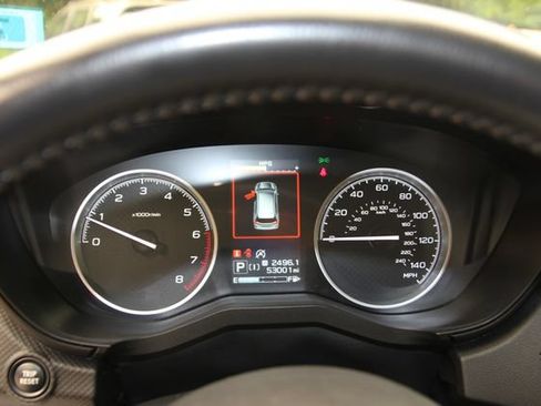 Used 2023 Subaru Forester Premium AWD/4WD image 25