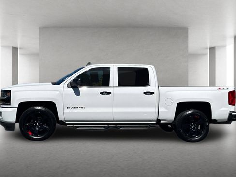 Used 2017 Chevrolet Silverado 1500 LTZ Z71 w/ Redline Edition AWD/4WD image 7