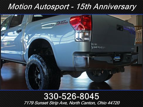 Used 2012 Toyota Tundra 4x4 CrewMax image 8