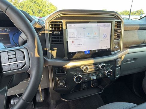Used 2025 Ford F150 XLT w/ Equipment Group 301A Standard AWD/4WD image 5