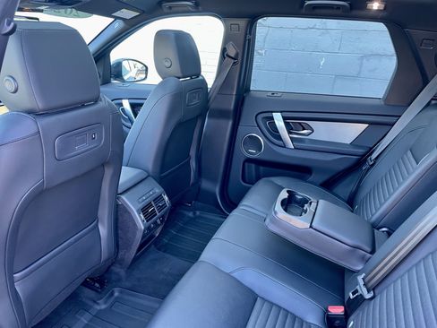 Certified 2024 Land Rover Discovery Sport Dynamic SE image 30