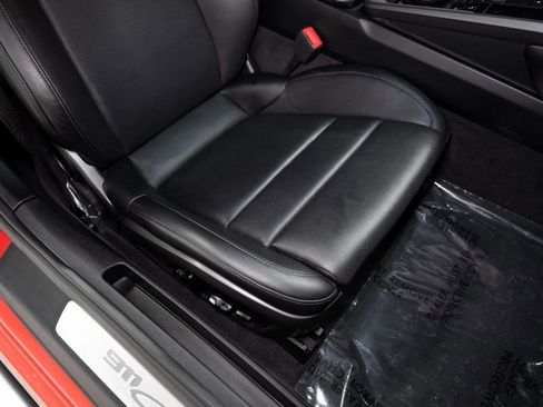 Used 2020 Porsche 911 Carrera S w/ Sport Package image 32