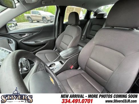Used 2024 Chevrolet Malibu LT image 14