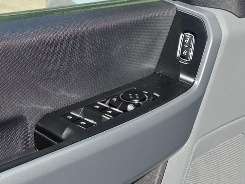 Used 2023 Ford F150 XLT image 24