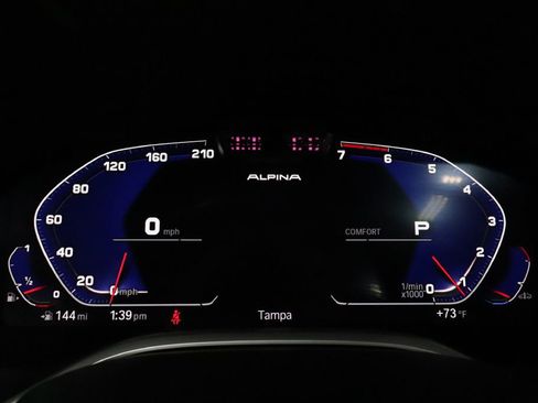 Used 2022 BMW ALPINA B7 xDrive image 36