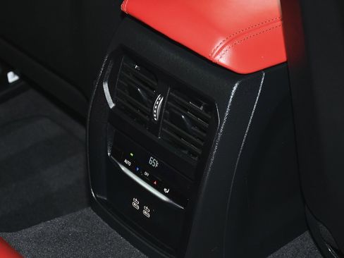 Used 2025 BMW M3 Competition w/ Executive Package image 68