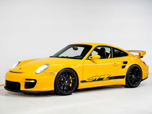 Used 2008 Porsche 911 GT2 RWD image 6