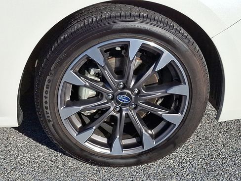 Used 2022 Subaru Impreza 2.0i Limited image 8