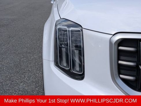 Used 2024 Kia Telluride S w/ S Sunroof Package AWD/4WD image 9
