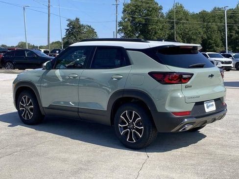 New 2026 Chevrolet TrailBlazer ACTIV w/ Convenience Package FWD image 3