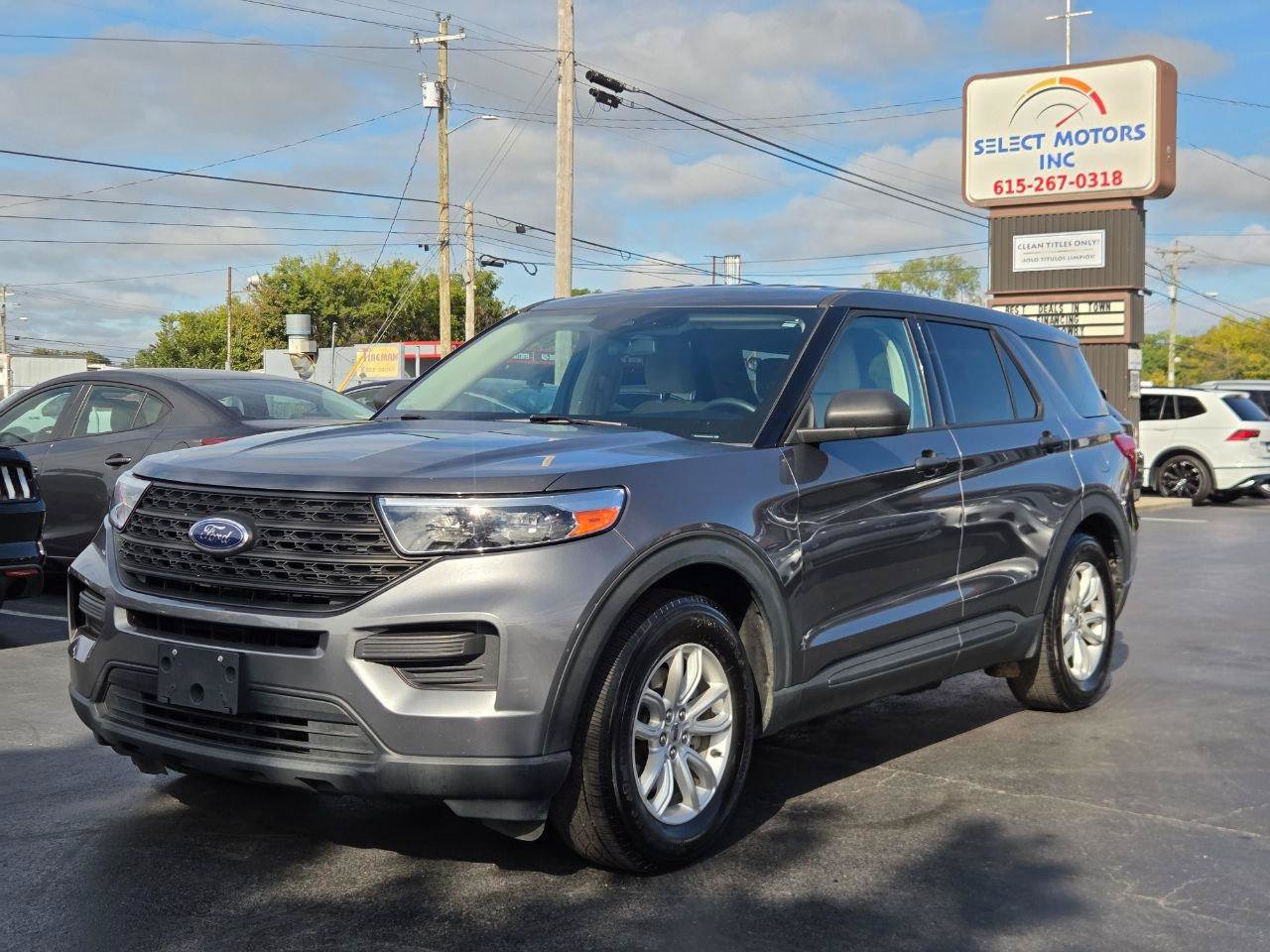 Used 2021 Ford Explorer 2WD image 2