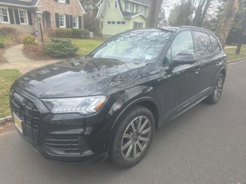 Used 2023 Audi Q7 2.0T Premium Plus w/ Premium Plus Package AWD/4WD image 15