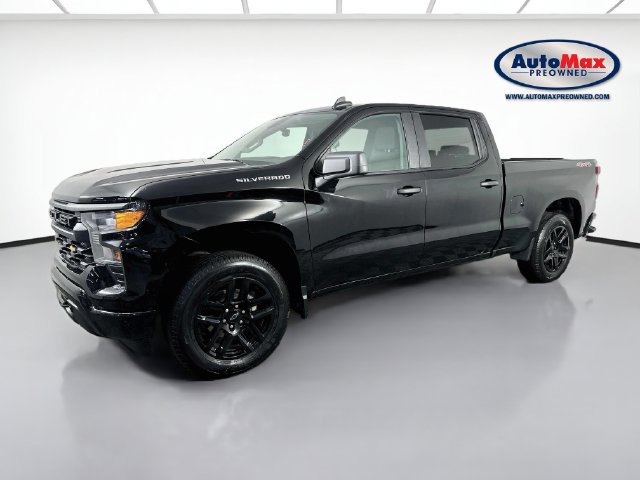 Used 2024 Chevrolet Silverado 1500 Custom AWD/4WD image 3