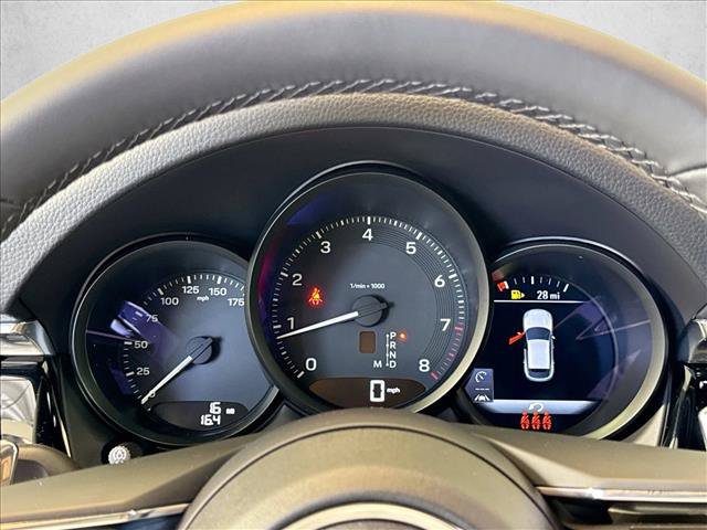 Used 2026 Porsche Macan AWD/4WD image 15