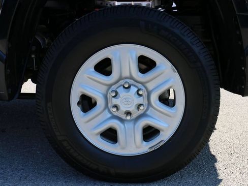 Used 2023 Toyota Tundra SR w/ SR Tow Package RWD image 9
