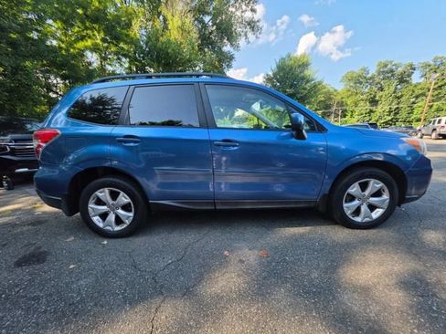 Used 2015 Subaru Forester 2.5i Premium w/ All-Weather Package AWD/4WD image 6