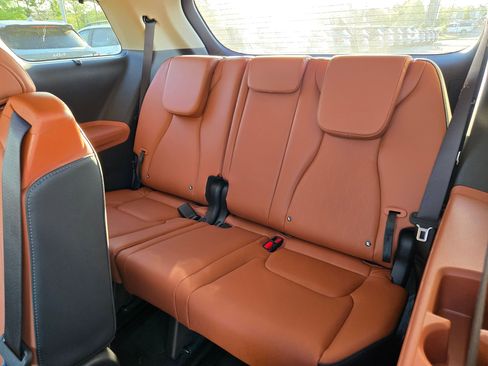 New 2026 Kia Carnival EX image 37