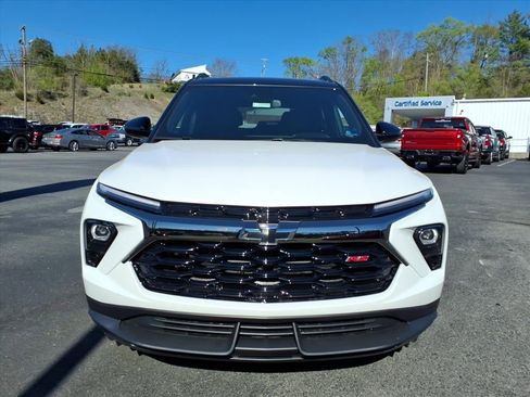 New 2026 Chevrolet TrailBlazer RS w/ Driver Confidence Package FWD image 11