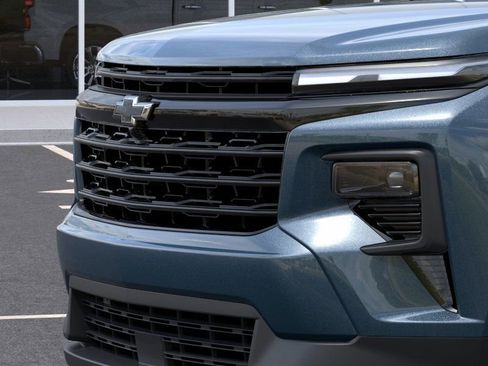 New 2026 Chevrolet Traverse LT w/ Midnight/Sport Edition FWD image 13