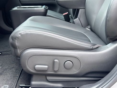 Certified 2026 Hyundai Ioniq 5 SEL RWD image 27