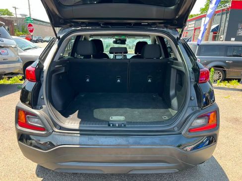 Used 2021 Hyundai Kona SE FWD image 23