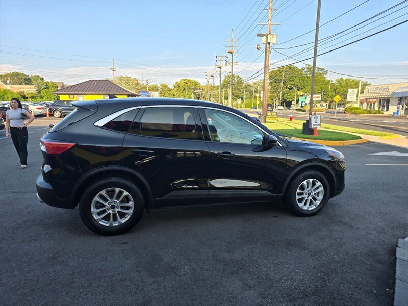 Used 2020 Ford Escape SE AWD/4WD image 21