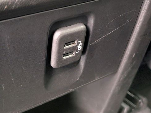 Certified 2023 Chevrolet Traverse LT image 22