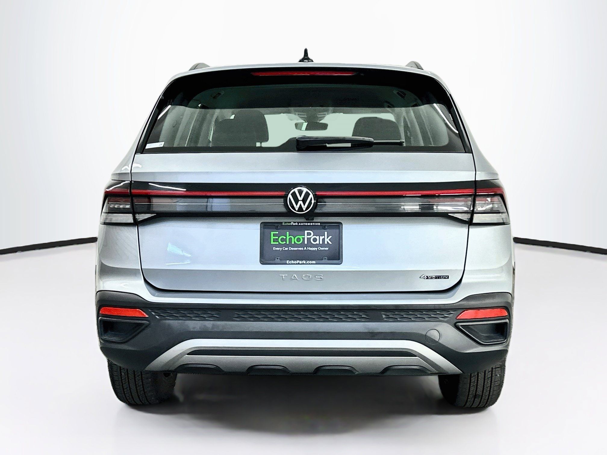 Used 2025 Volkswagen Taos S AWD/4WD image 7
