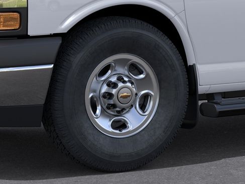 New 2026 Chevrolet Express 2500 Extended w/ Safety Package RWD image 9