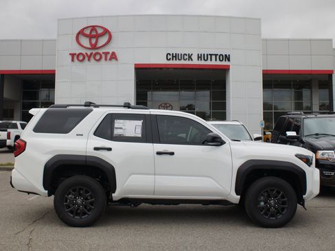 New 2025 Toyota 4Runner SR5 image 19