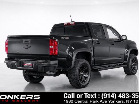 Used 2019 Chevrolet Colorado ZR2 w/ ZR2 Midnight Special Edition AWD/4WD image 6