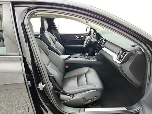 Used 2024 Volvo S60 B5 Core w/ Climate Package FWD image 18