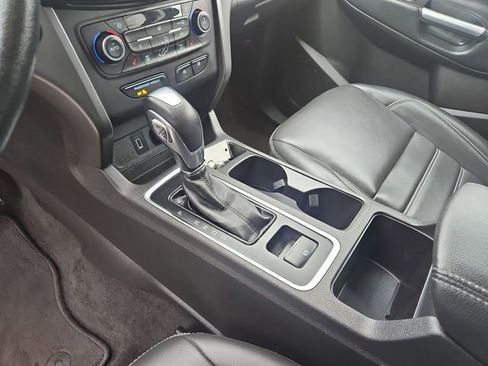 Used 2019 Ford Escape SEL AWD/4WD image 24