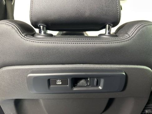Used 2022 BMW X5 xDrive40i w/ Premium Package AWD/4WD image 19