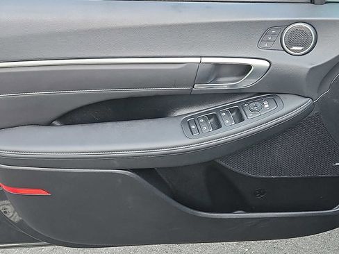 Used 2022 Hyundai Sonata Limited image 12